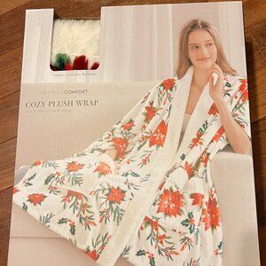 NIB NWT Poinsettia Pattern Premier Comfort Cozy Plush Wrap